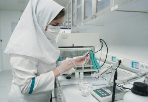 “要是做的事，好玩有意义能挣钱”……